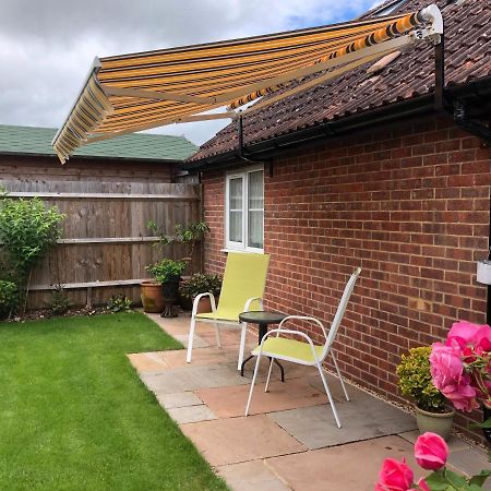 The Old Staddles Annex Villa Ludgershall  Esterno foto